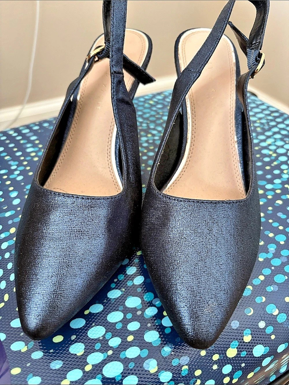Kelly & Katie Pointed-Toe Slingback Heels in metallic Navy US 10